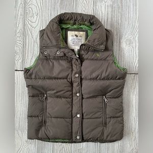 Women's Vest (Juniors) - Ambercrombie and Fitch Size L Dark Brown